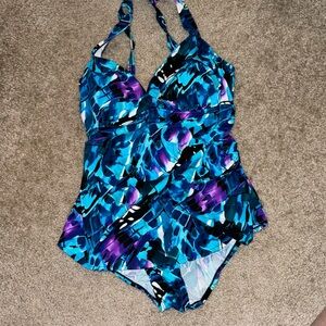 One piece swimsuit